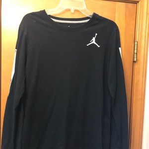 Boys YXL Jordan long sleeve T-shirt